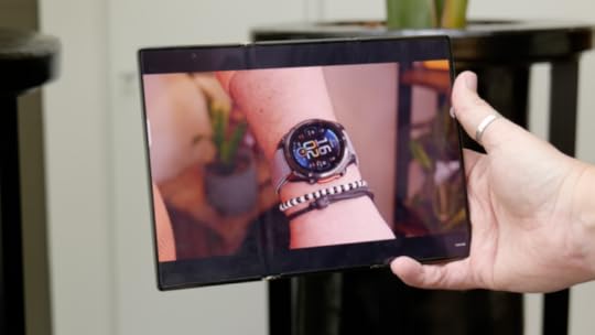 Huawei Mate XT fully open screen
