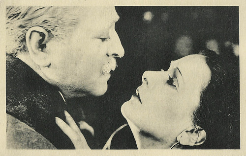 Gaston Jacquet and Lil Dagover in Le Tourbillon de Paris (1929)