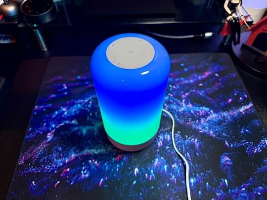 OIYN Table Lamp (RGBICWW Smart Table Lamp)