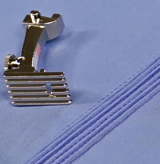 Stitch it! Sisters Program 214 Decorative Stitches and Presser Feet