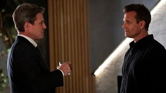 suits-la-stephen-amell-gabriel-macht-nbc