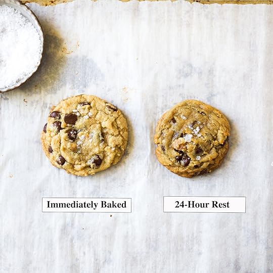 A photo showing the difference between chocolate chip cookie dough that's been rested overnight vs cookie dough that's mixed and immediately baked.