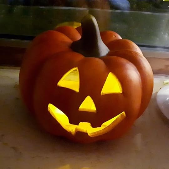 Jack-o-Lantern all lit up