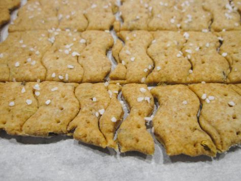 Bready or Not: Rye Sourdough Discard Crackers