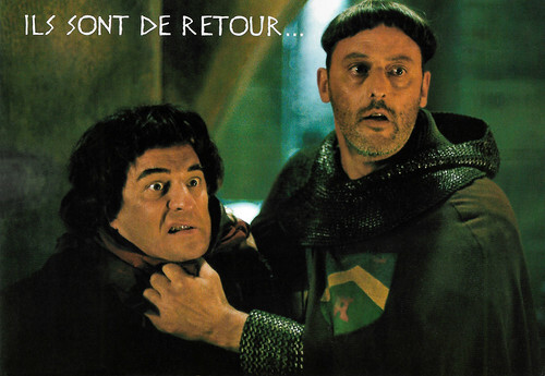 Christian Clavier and Jean Reno in Les couloirs du temps - Les visiteurs II (1998)