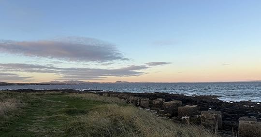 Daynote - Tue 25 Nov