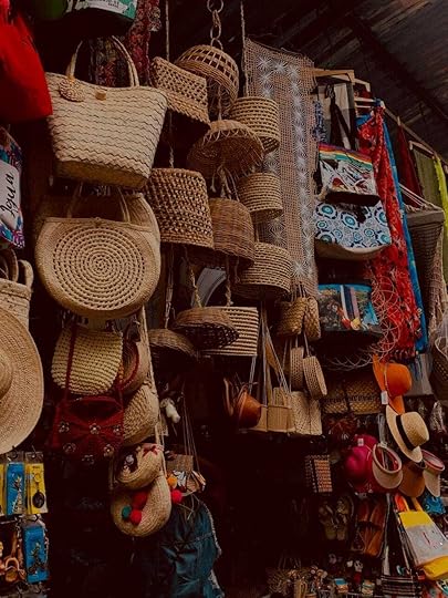 Shopping on a day trip in Nairobi, Kenya