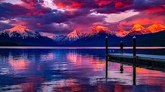 Lake McDonald in Montana's Glacier National Park (Image by David Mark from Pixabay)