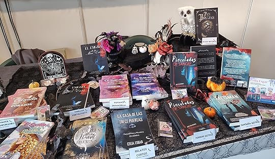 decorar stand con libros de halloween