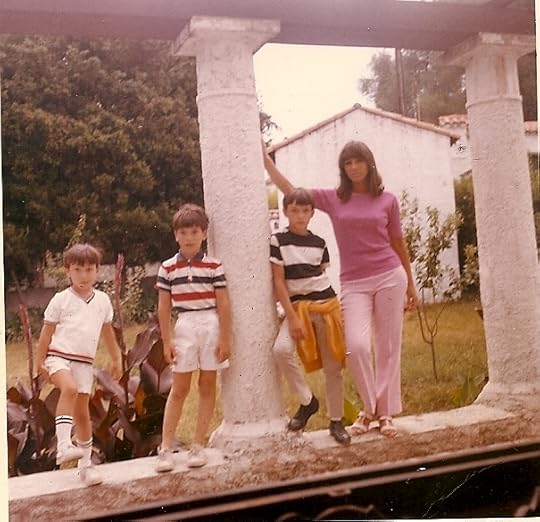 Kipp, Drew, Josh, Ginger in France