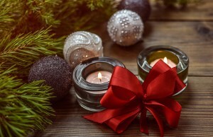 Christmas bow and candles