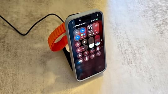 Mukiya PaktVault MagLeap Wireless Charging Stand