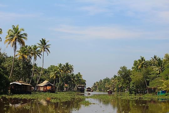 Kerala monsoon travel guide — backwaters rain mist houseboat Alleppey green by Shivi Goyal spiritedblogger