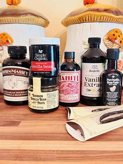 The Sunday Five: Cinnamon Season, Postpartum Empties & the Truth About Hootie | 10.11.26