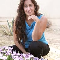Profile Image for Lisa Soares.