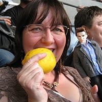 Profile Image for Elletee.