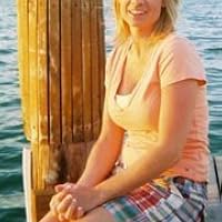 Profile Image for Robyn Scott.