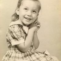 Profile Image for Julie.