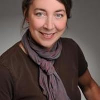 Profile Image for Kelly Houston.