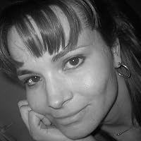 Profile Image for Melissa Combs.