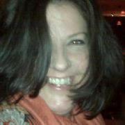 Profile Image for Lesley Robertson.