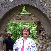 Profile Image for Mary Ellen Natusch.