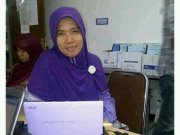 Profile Image for Triana Dewi.