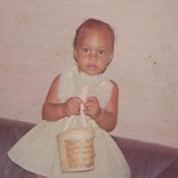 Profile Image for Mariana.