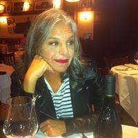 Profile Image for Robyn Webb.