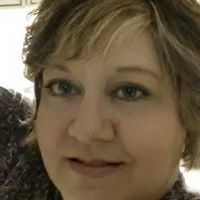 Profile Image for Elizabeth Tucker.
