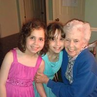 Profile Image for Mary Ranaudo.