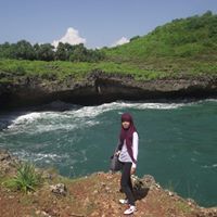 Profile Image for Fitriana Eni.