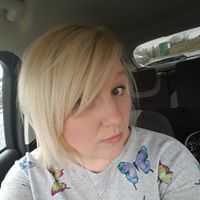 Profile Image for danielle uren.