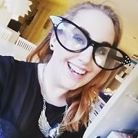 Profile Image for Julia.