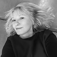 Profile Image for Libby Andrews.