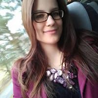 Profile Image for Cinti Burgony.