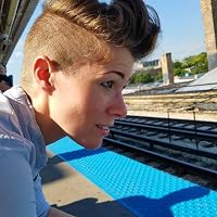 Profile Image for Holly Amos.