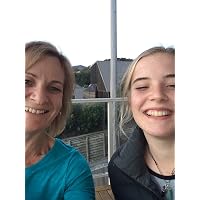Profile Image for Lisa Moore.