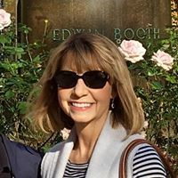 Profile Image for Lorraine.