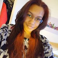 Profile Image for Chelle Britton.