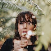 Profile Image for Harriet Lobegeiger.