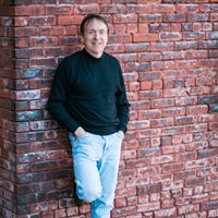 Profile Image for Peter Gold.