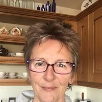 Profile Image for Yvonne Benting.
