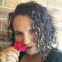 Profile Image for Lillan Rose.