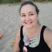 Profile Image for Esther.
