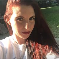 Profile Image for Laura Jackson.