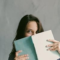 Profile Image for Christina Samuels.
