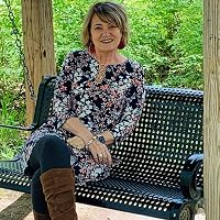 Profile Image for Tammi Summers.