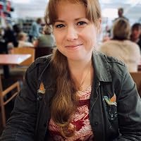 Profile Image for Annie Tucker.