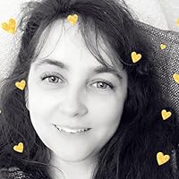 Profile Image for Julie.